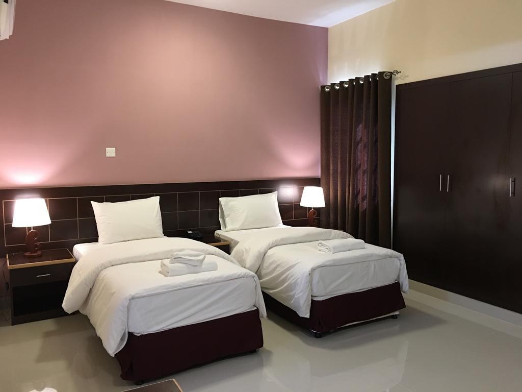 Mutrah Hotel Muscat Exterior photo